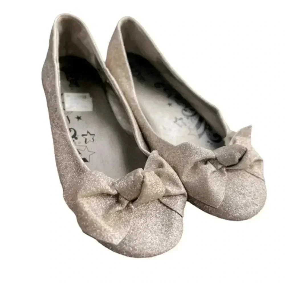 Brash shoes size 4.5 usa